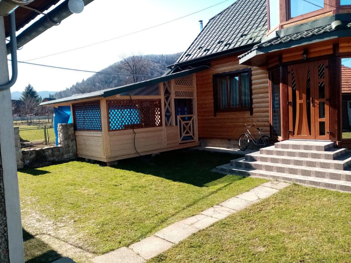 Садиба Федорчуків Гірська Хатина Sheshory Bagian luar foto